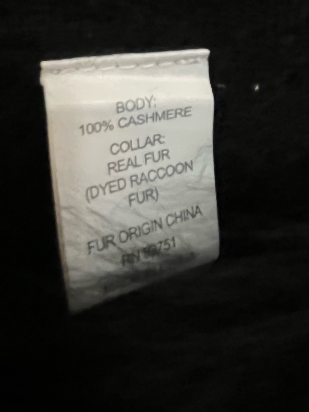 InCashmere 100% Cashmere Ruana Wrap | Raccoon Fur Trim | Black| L-XL - Picture 12 of 14